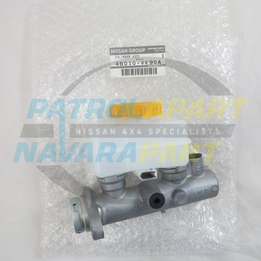 Genuine Nissan Navara D22 4WD NO ABS YD25 Brake Master Cylinder