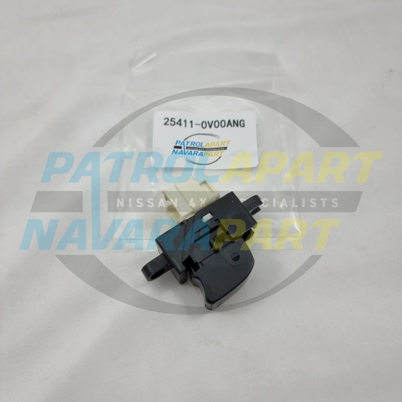 Window Switch Suit Nissan Navara D22 10/01 on with Electric Windows