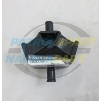 Genuine Nissan Navara D22 YD25 4WD Gearbox Mount