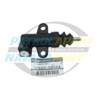 Genuine Nissan Navara D22 VG33 3.3L Clutch Slave Cylinder