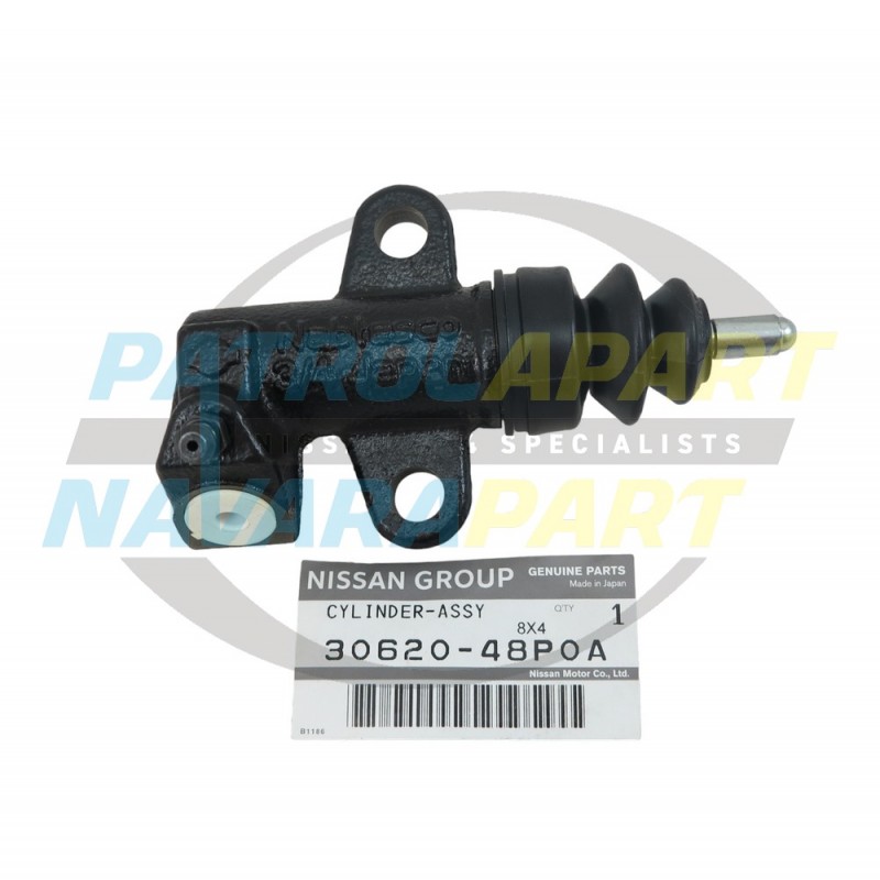 Genuine Nissan Navara D22 4WD KA24 & VG30 Clutch Slave Cylinder