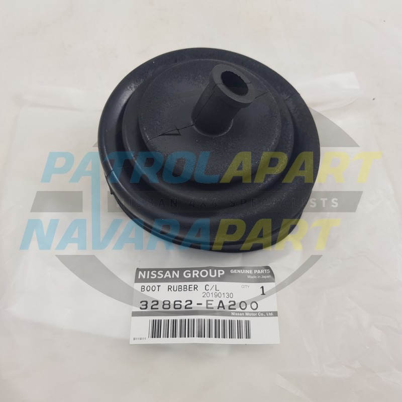 Genuine Nissan Navara D40 VSK YD25 VQ40 Gearbox Gearstick Boot R51