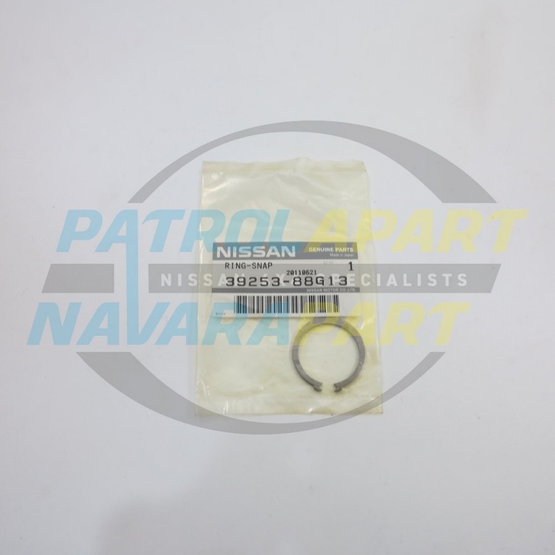 Genuine Nissan Navara D22 Front Axle Hub Snap Ring