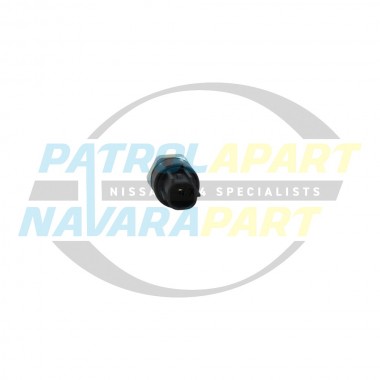 Oil Pressure Switch for Nissan Navara D22 YD25 D40 YD25 VQ40