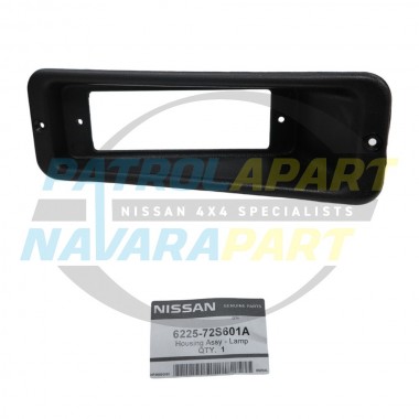 Genuine Nissan Navara D22 D40 Steel BullBar Light Surround L / R