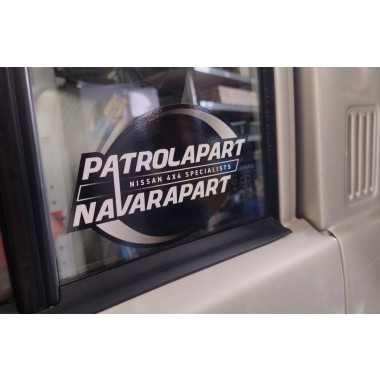 Navarapart Gloss Black Vinyl Sticker / Decal 150mm x 100mm