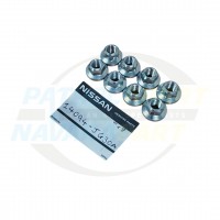 Genuine Nissan Navara D40 R51 YD25 2005-2006 Manifold Replacement Kit Studs / Nuts / Gaskets
