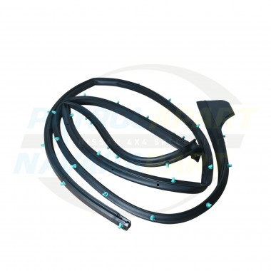Genuine Nissan Door Seal RH On Door D40 R51 Navara Pathfinder