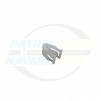 Genuine Nissan Gear Stick Plastic Surround Boot Clip - Nissan Navara D40 2008-2015 YD25DDTi