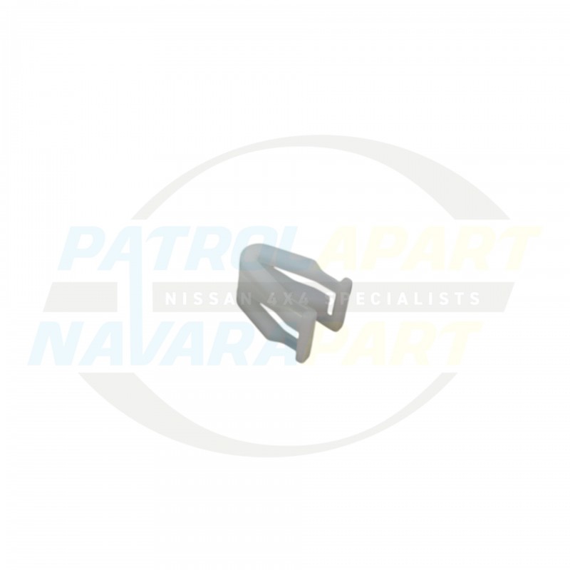 Genuine Nissan Gear Stick Plastic Surround Boot Clip - Nissan Navara D40 2008-2015 YD25DDTi